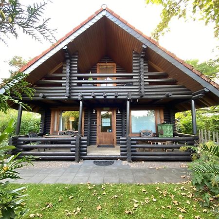Eifel-Lounge Blockhaus Mit Kamin Garten Balkon Nahe Koeln Therme Bruehl Phantasialand Weilerswist Luaran gambar