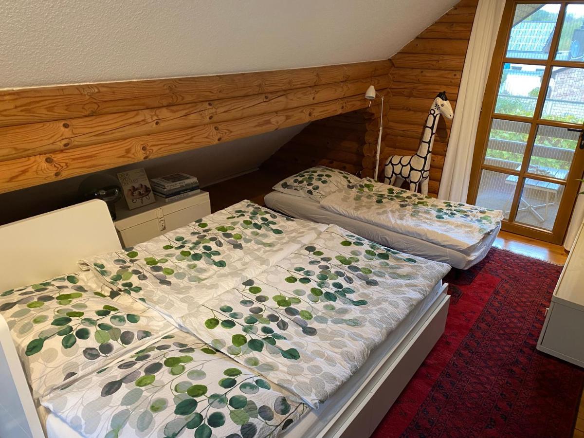 Eifel-Lounge Blockhaus Mit Kamin Garten Balkon Nahe Koeln Therme Bruehl Phantasialand Weilerswist Luaran gambar