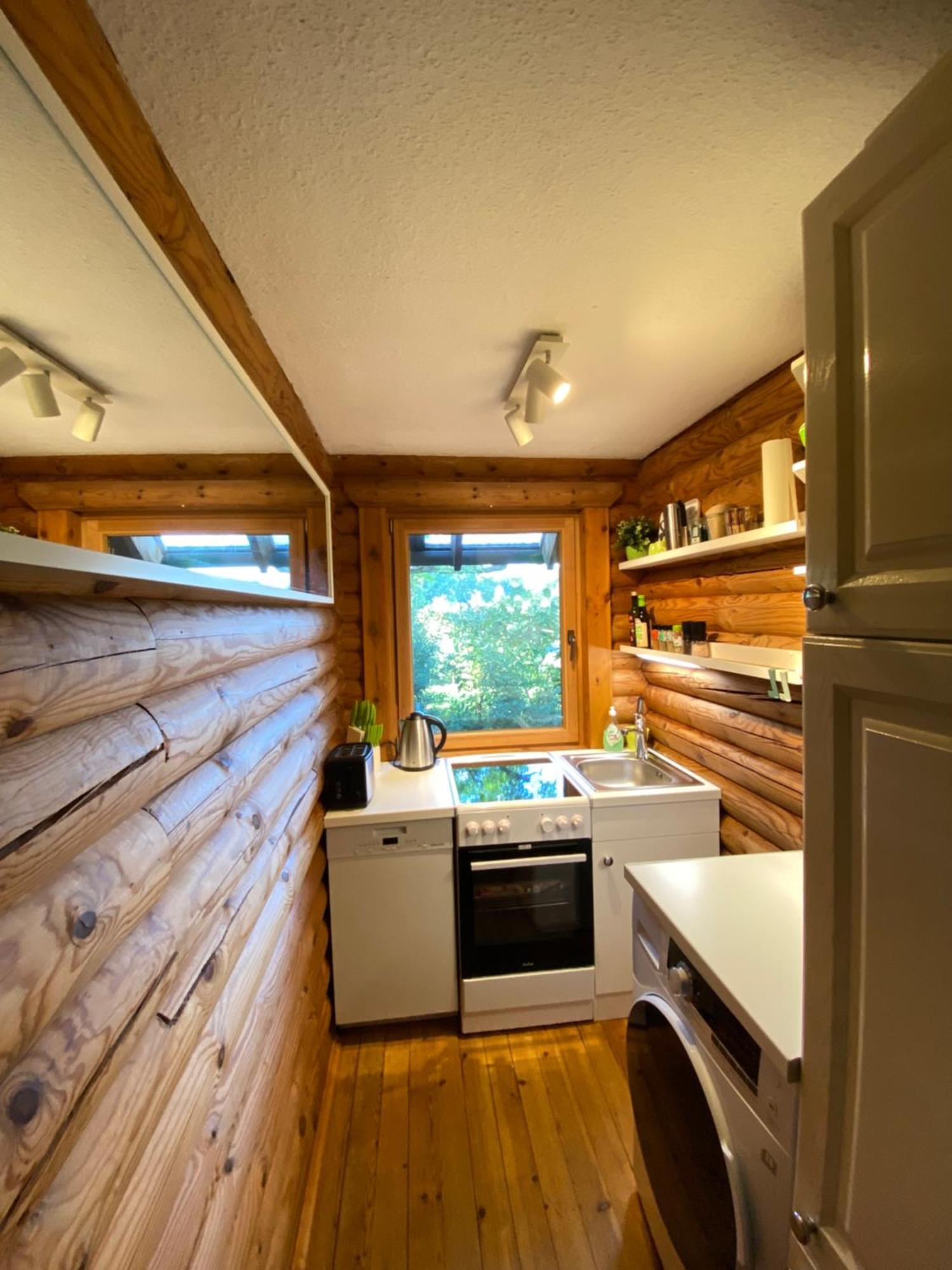 Eifel-Lounge Blockhaus Mit Kamin Garten Balkon Nahe Koeln Therme Bruehl Phantasialand Weilerswist Luaran gambar