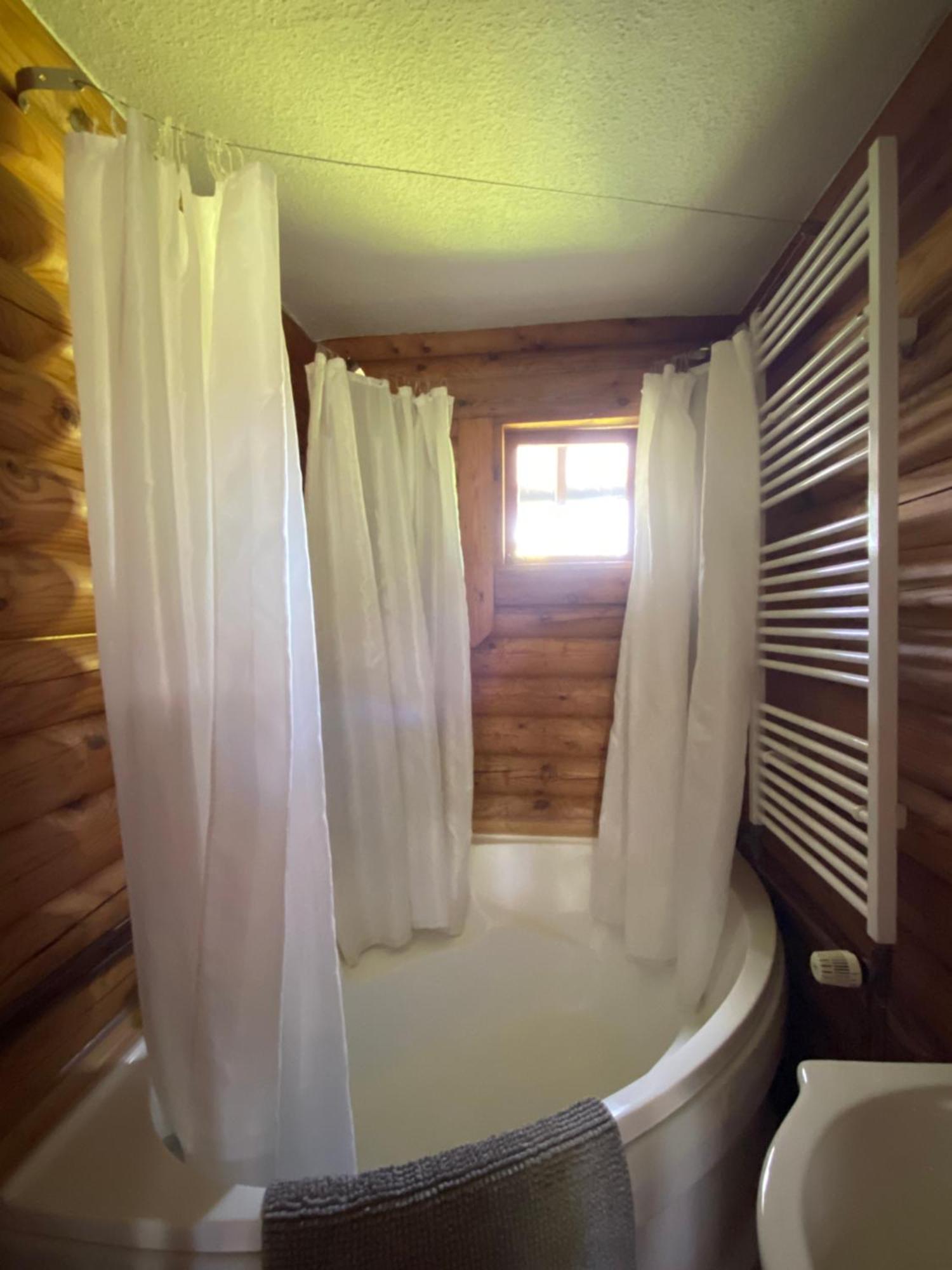 Eifel-Lounge Blockhaus Mit Kamin Garten Balkon Nahe Koeln Therme Bruehl Phantasialand Weilerswist Luaran gambar