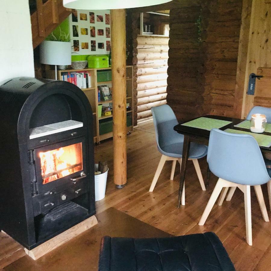Eifel-Lounge Blockhaus Mit Kamin Garten Balkon Nahe Koeln Therme Bruehl Phantasialand Weilerswist Luaran gambar